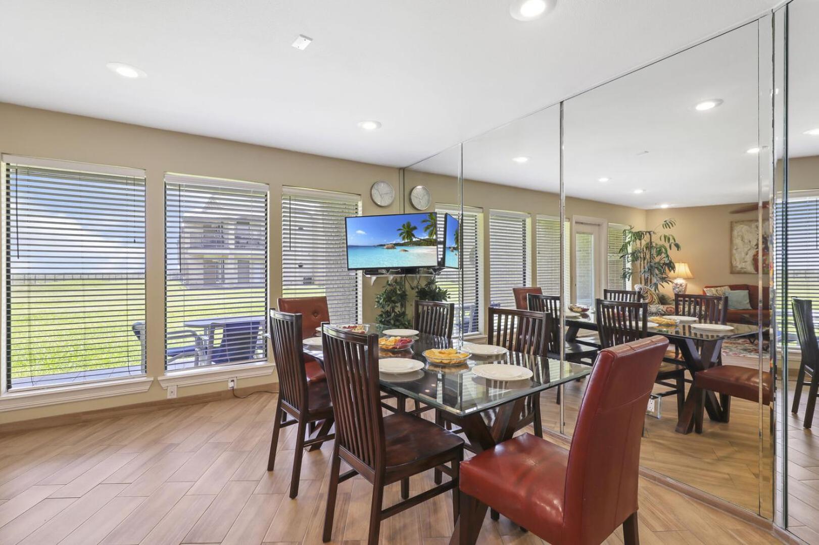 Ground Floor Beachfront Beauty! Steps To The Beach And Pool South Padre Island Quarto foto